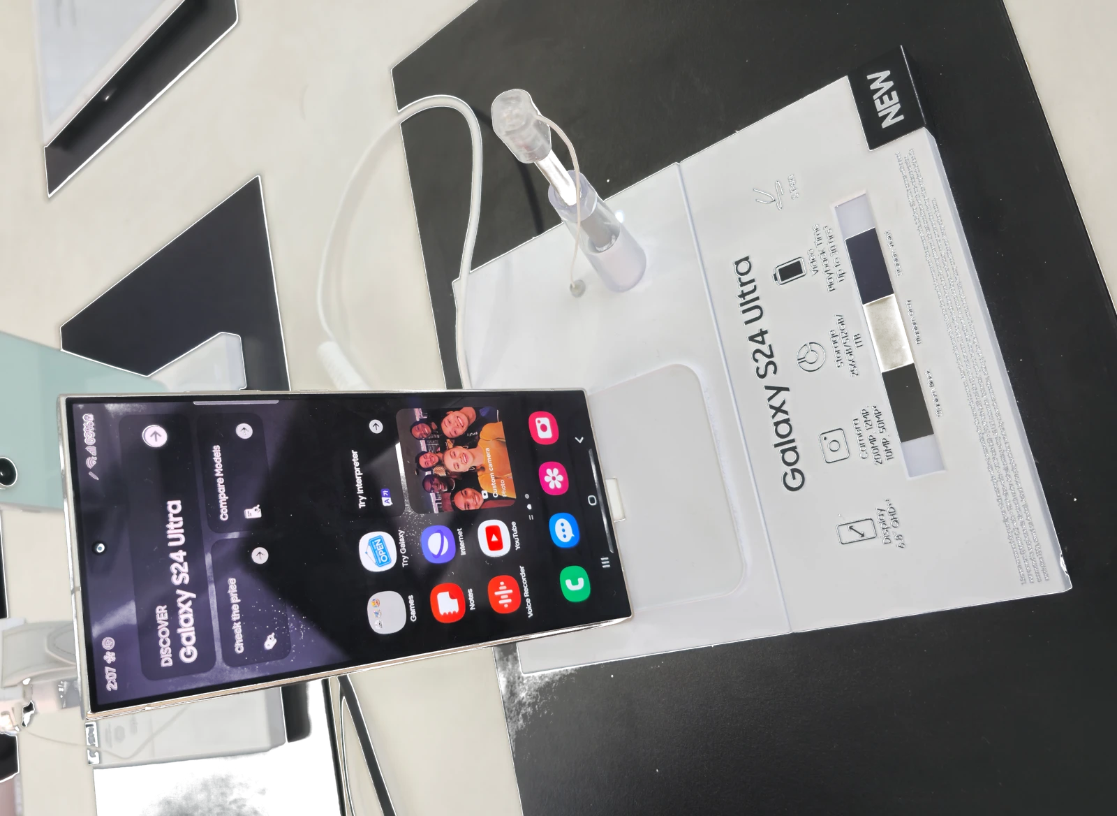 Samsung Galaxy S24 Ultra 256GB Titanium Gray 3